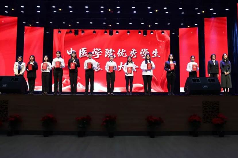 7b030d799e5620fedb518916b17aabbd